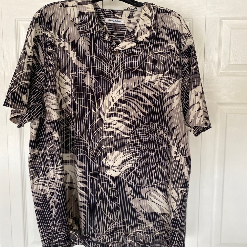 Tommy Bahama Navy and White Button Down